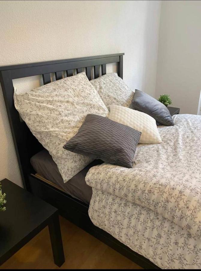 Schones Zimmer Naher Bahnhof Neustadt Dresden Zentral Wlan Luaran gambar